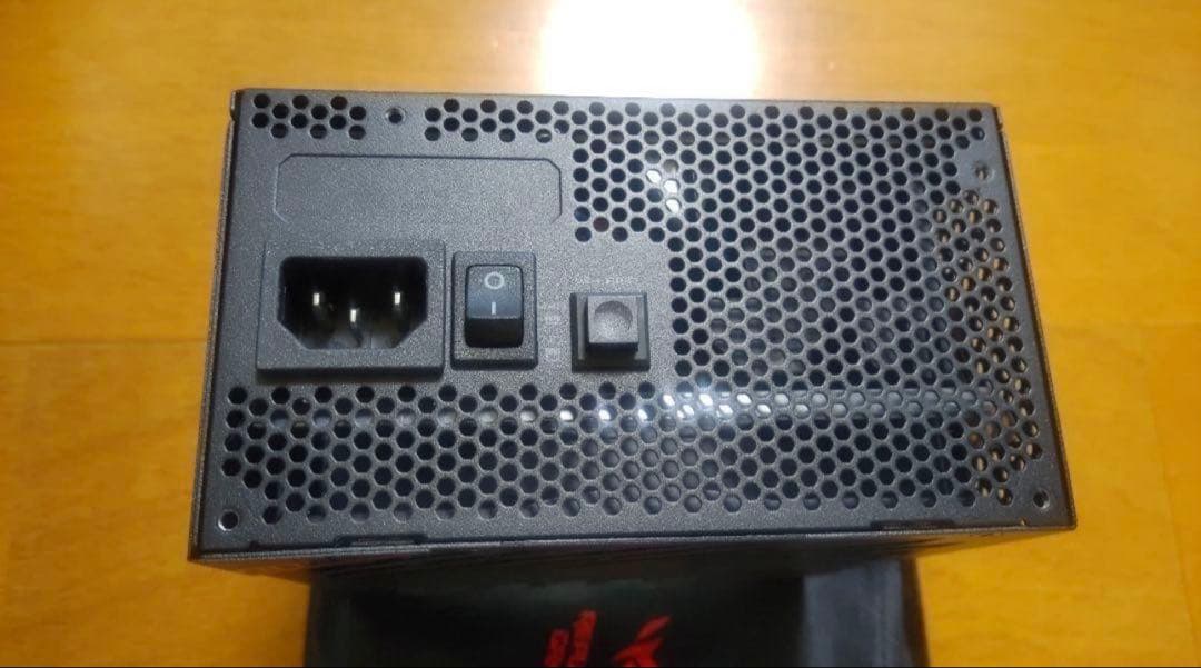 ASUS 電源ユニットROG-STRIX-850G 80 PLUS GOLD認証