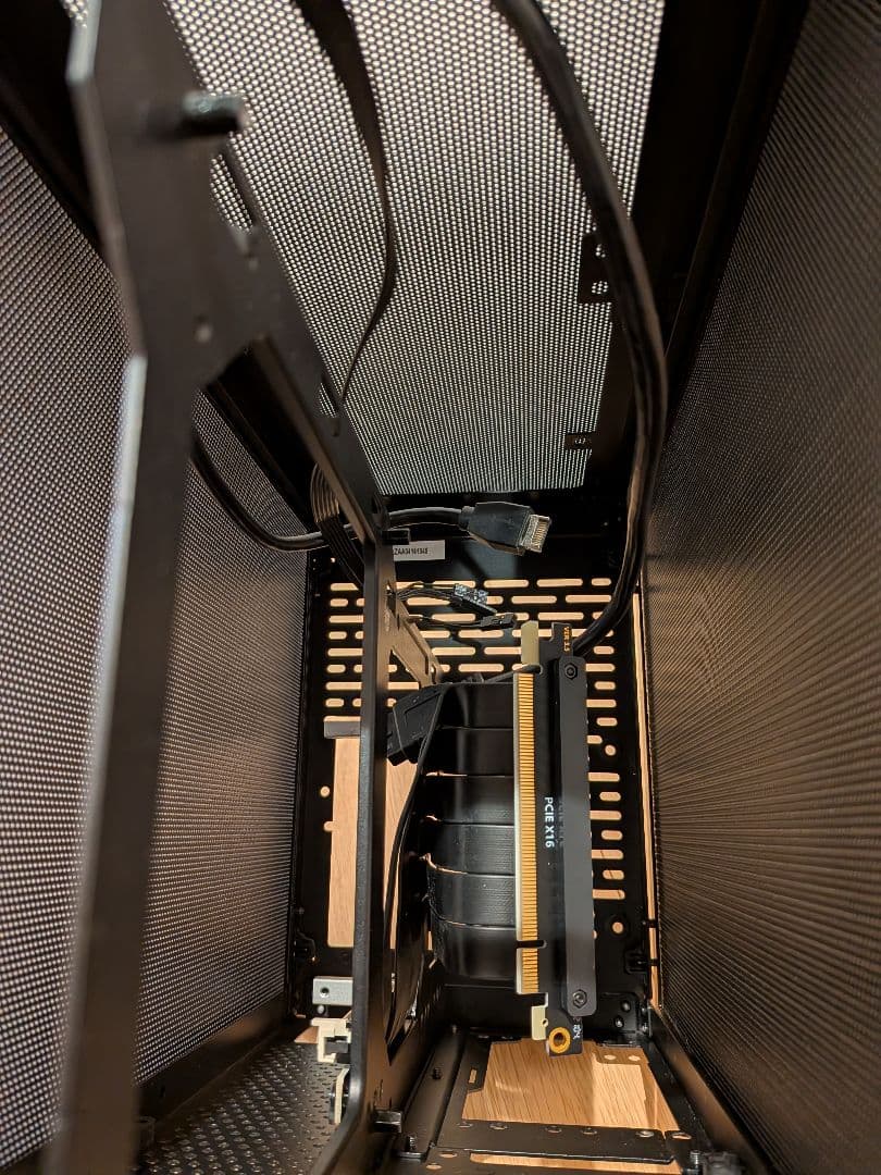 MESHLICIOUS ブラック PCケース