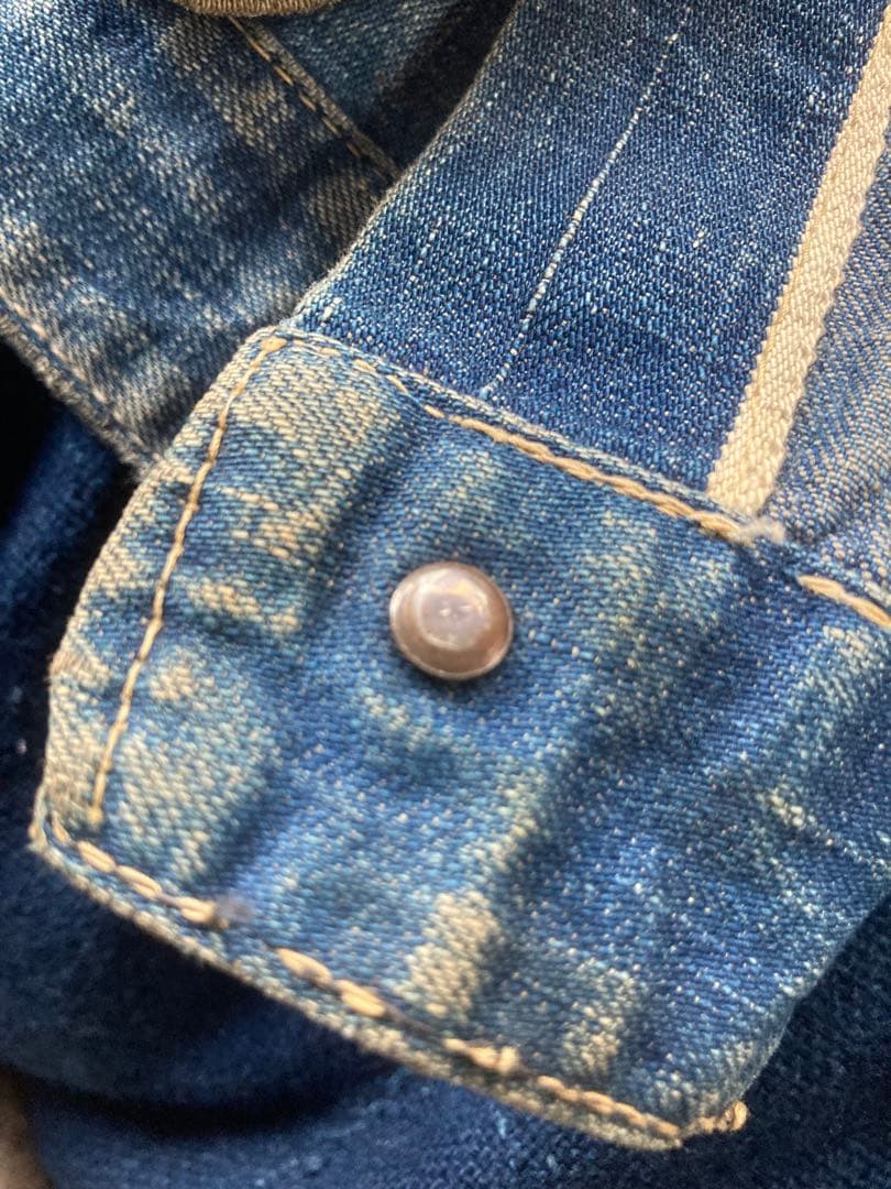 1940' 4ボタン 大戦モデル UFOリベット ドーナツボタン 42サイズ