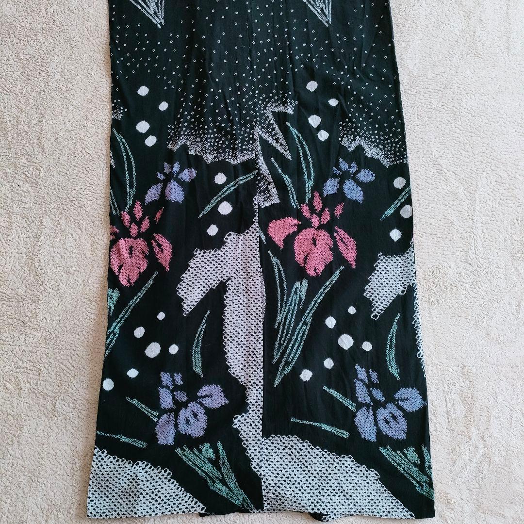 【手絞り浴衣】黒地 花柄 有松絞り 綿素材 レトロモダン