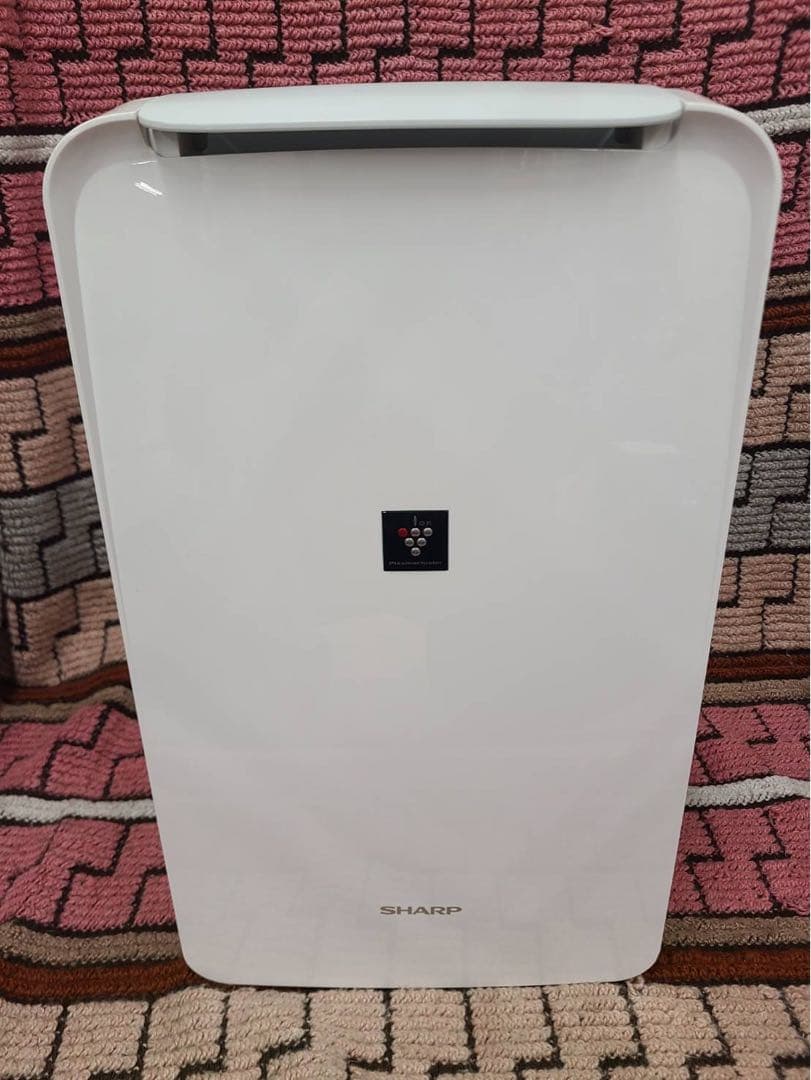 送料込み＊SHARP 除湿機 2022年