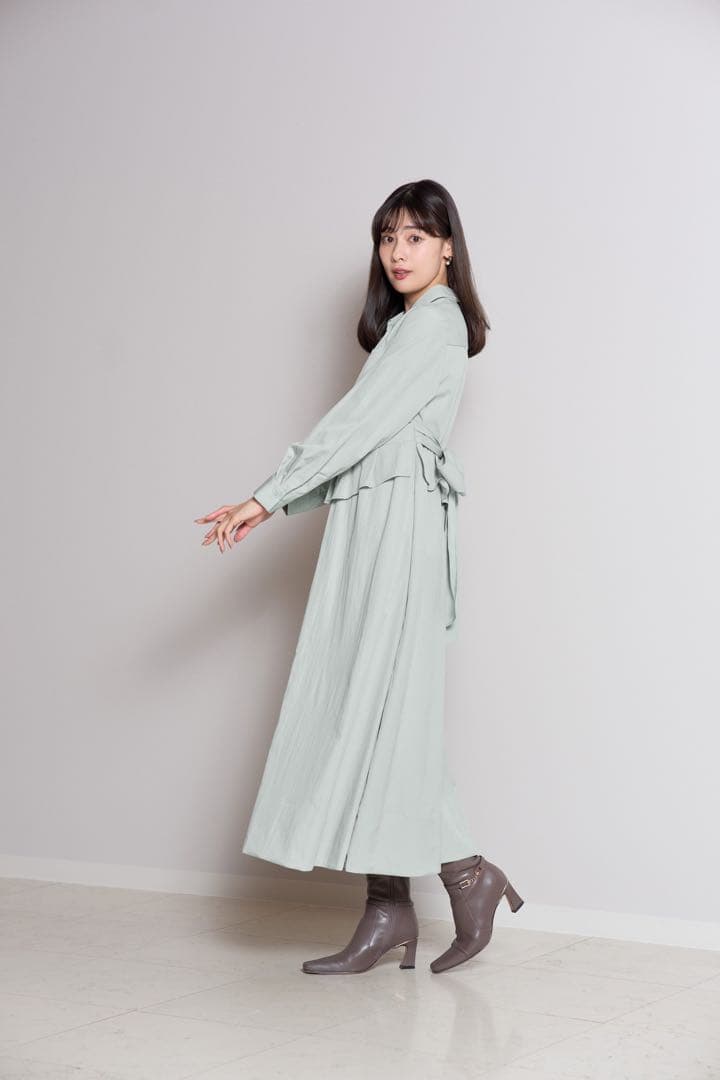 【美品】Herlipto Peplum Poplin Shirt Dress