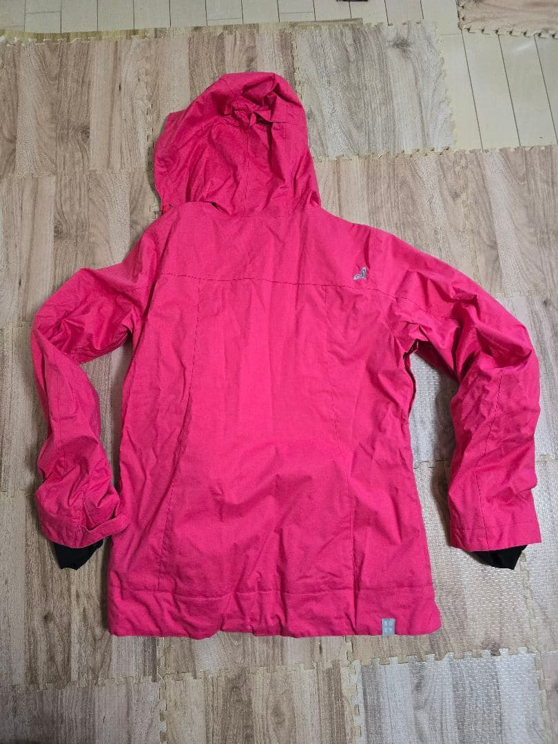 【hanaさん専用】ROXY ピンク スノーボードウェア Lサイズ&帽子