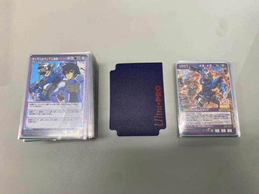 ガンダムウォーデッキ【赤緑コングロ】