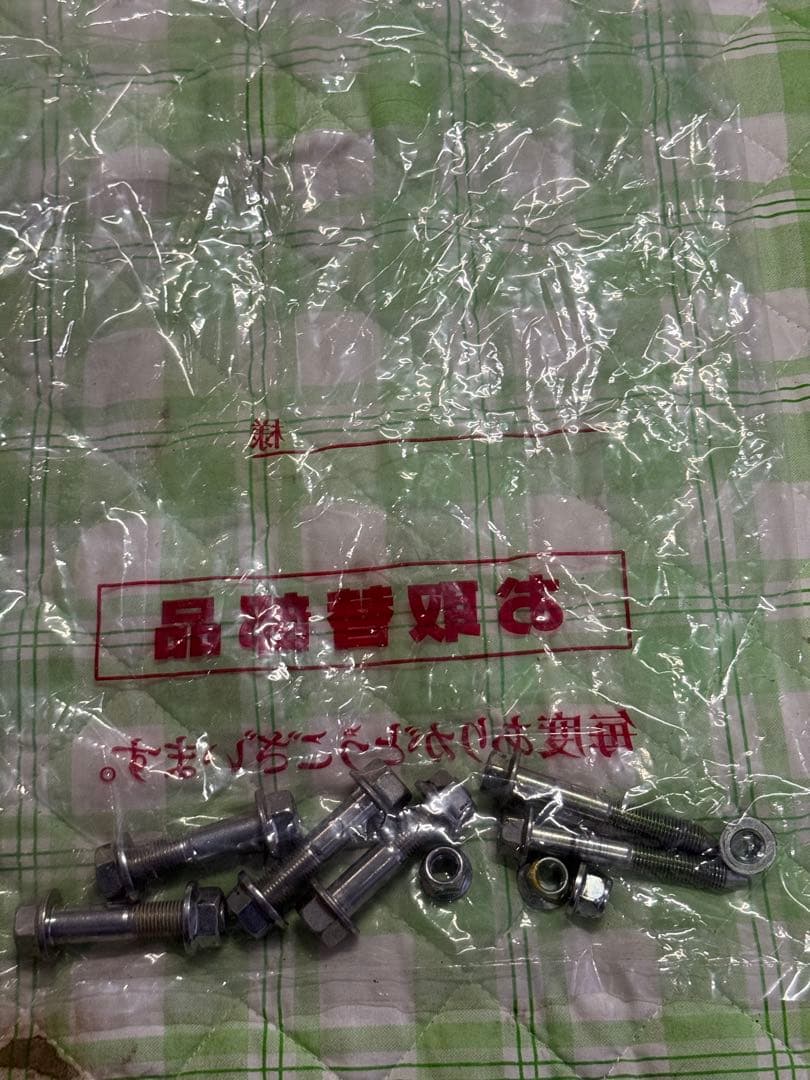 ホンダ　N-ONE RS（MT） 純正のJG3サスペンション一式 926km使用