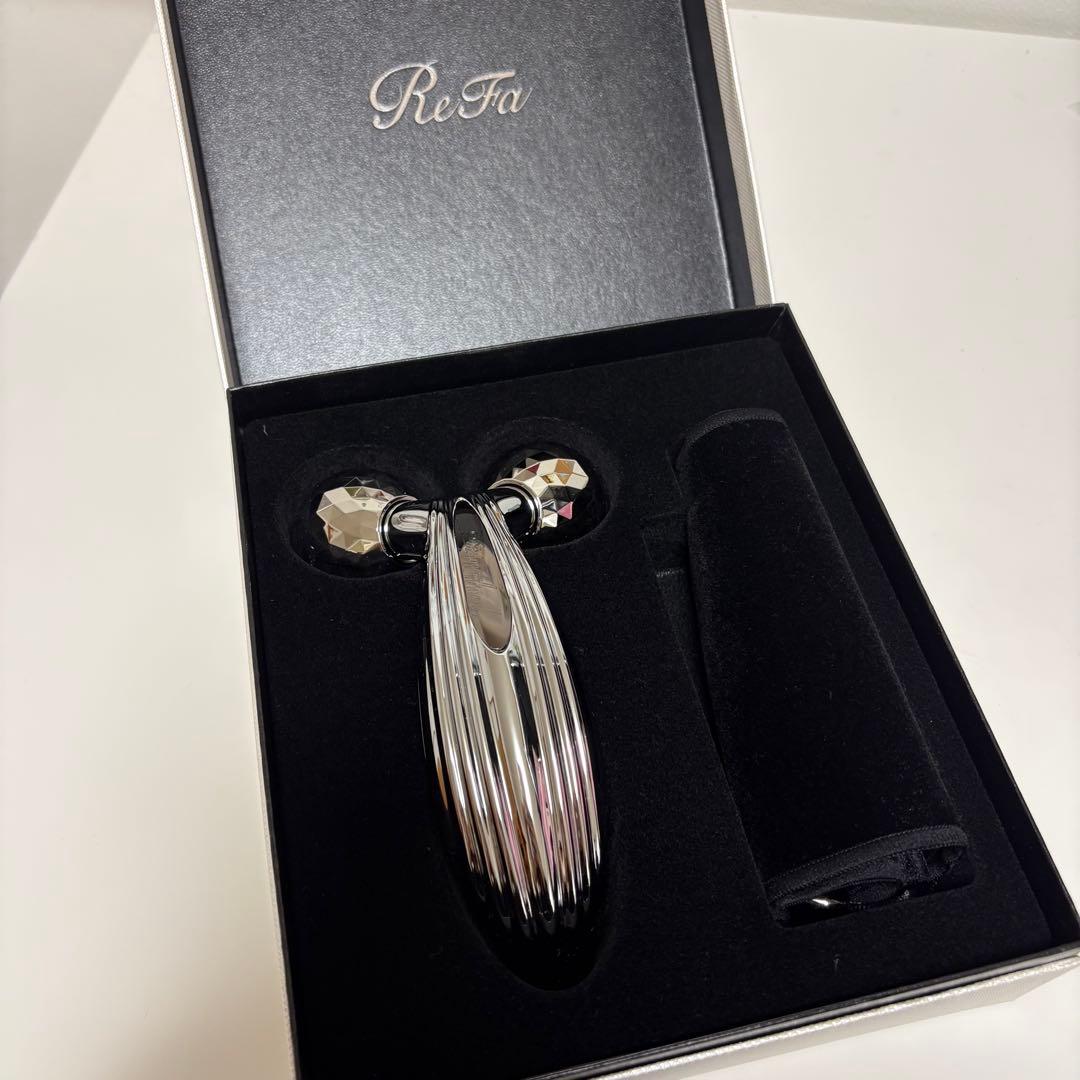 【新品未使用】リファ　カラットレイ　美顔器ローラー　ダイアナコラボ 箱付き✨️