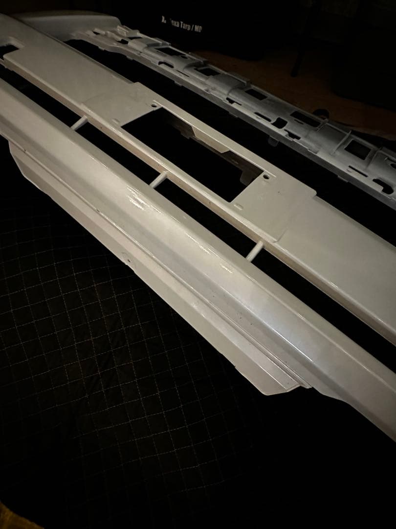 トヨタ ハイエース フロントバンパー