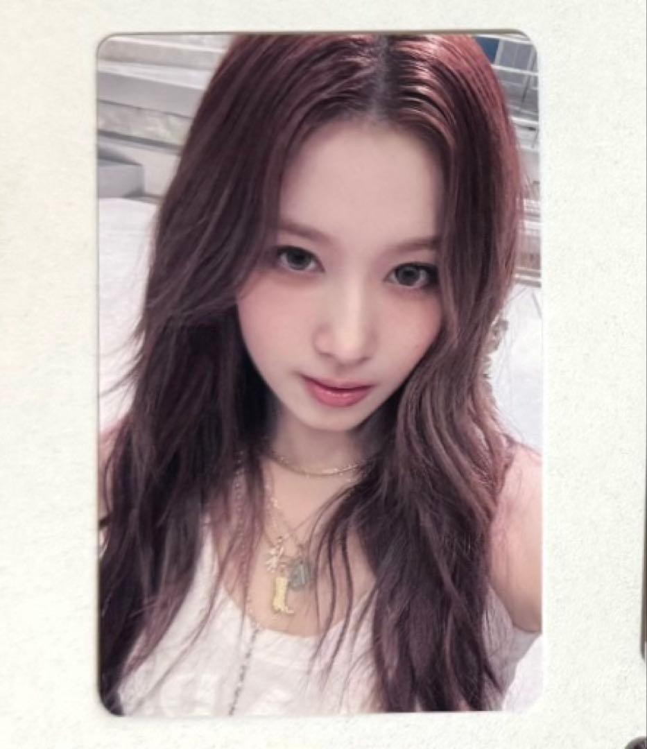 TWICE サナ THISISFOR yizhiyu ヨントン トレカ B