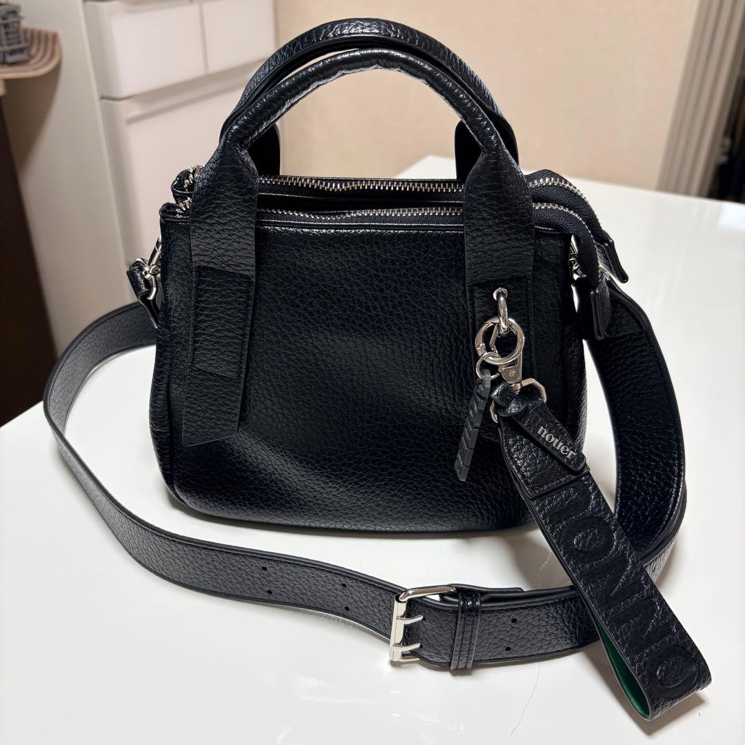 nouer 2way ショルダーバッグ ブラック チャーム3点付き
