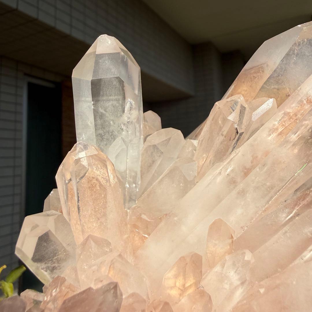 自然色　ピンク水晶クラスター　1163g 自立　水晶　原石　自然石P④