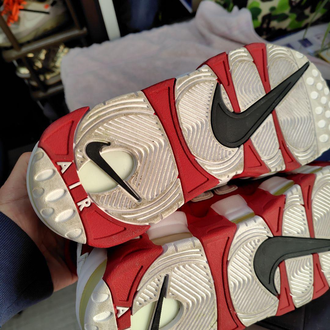 Nike AIR MORE UPTEMPO✕ Supreme レッド