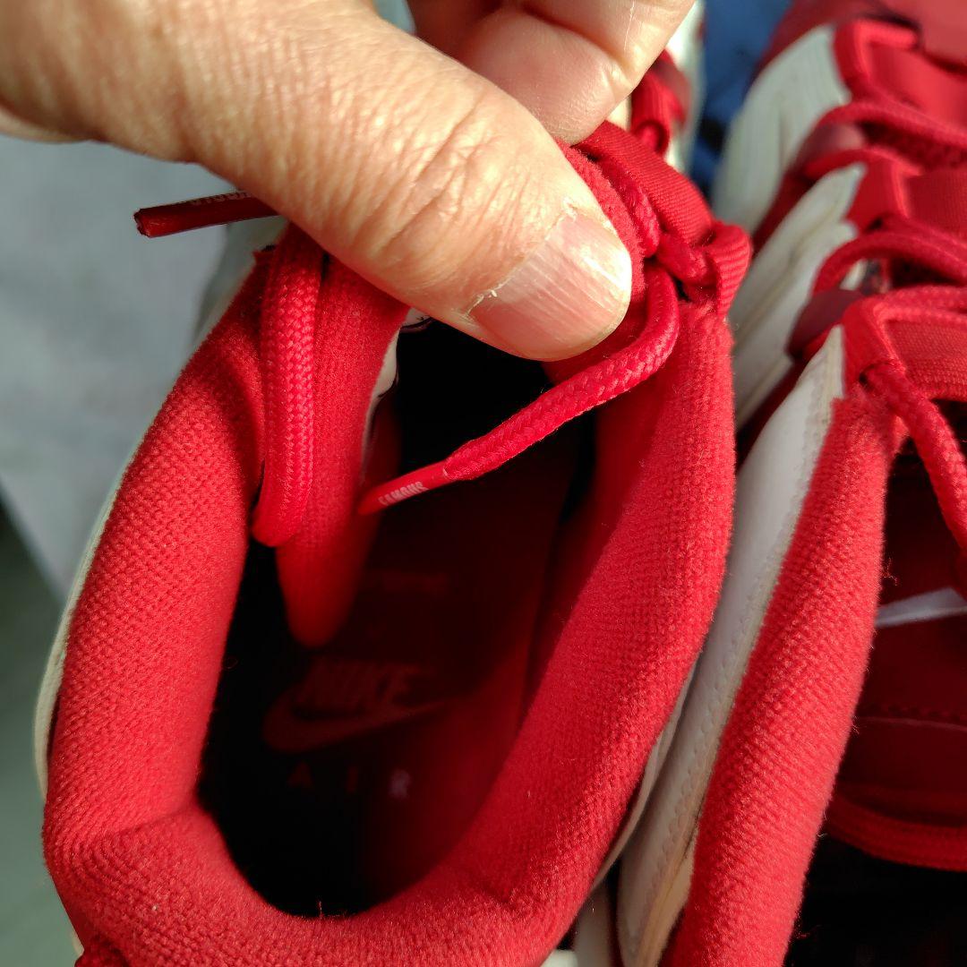 Nike AIR MORE UPTEMPO✕ Supreme レッド