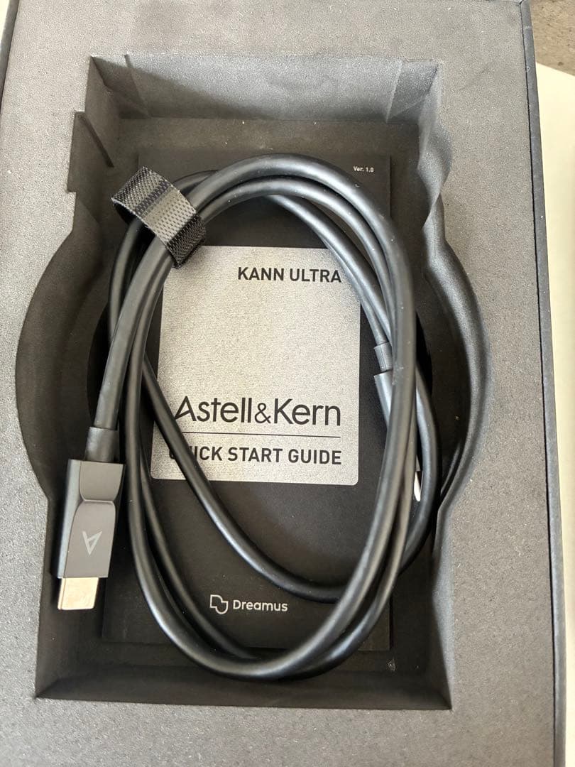 Astell&Kern KANN ULTRA 純正ケース付き