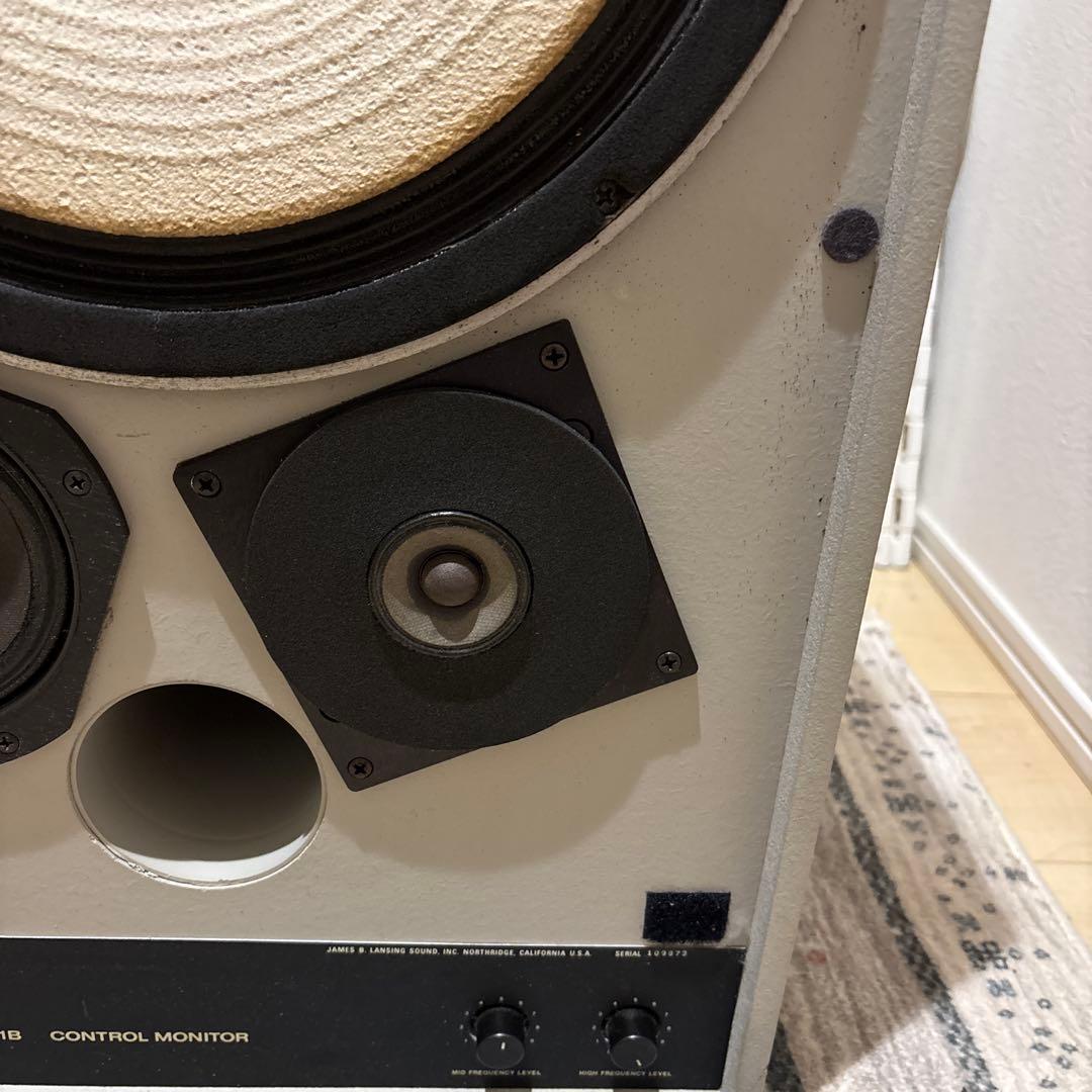 JBL4311B コントロールモニター ②