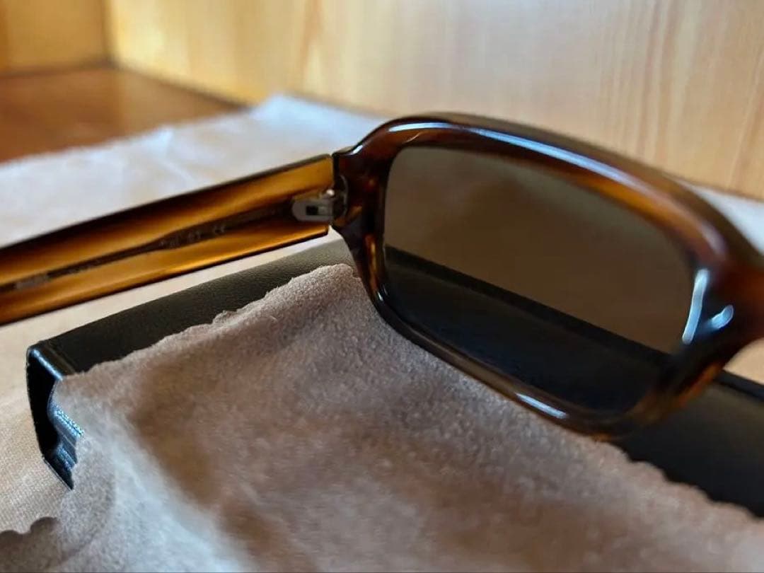 ひ*ん様 【90年代】 CUTLER AND GROSS べっ甲タイプ