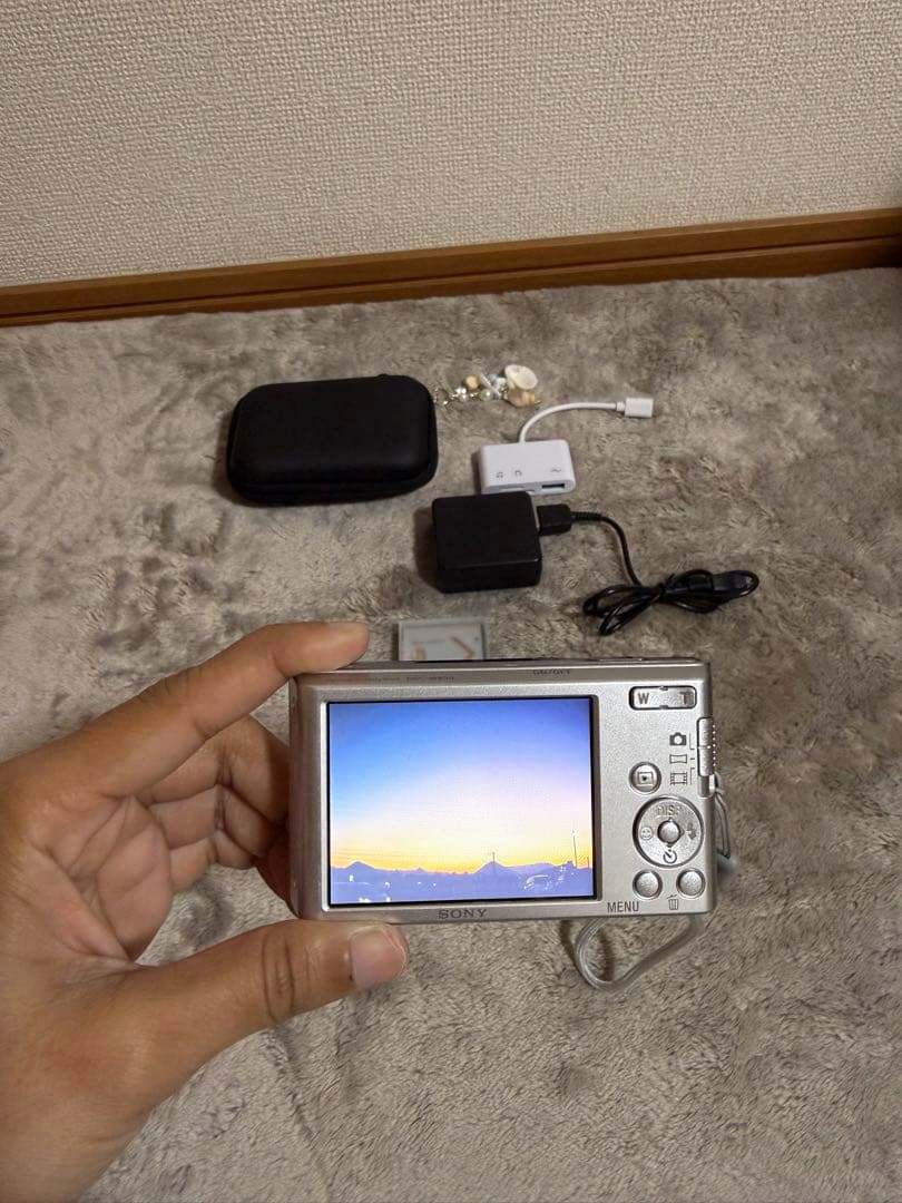 SONY DSC-W830 デジタルカメラ 本体と付属品