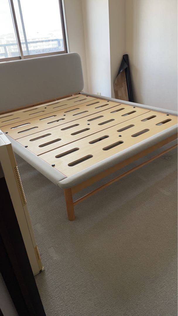 送料込み　コアラ　ファブリックベッドフレーム　クイーン