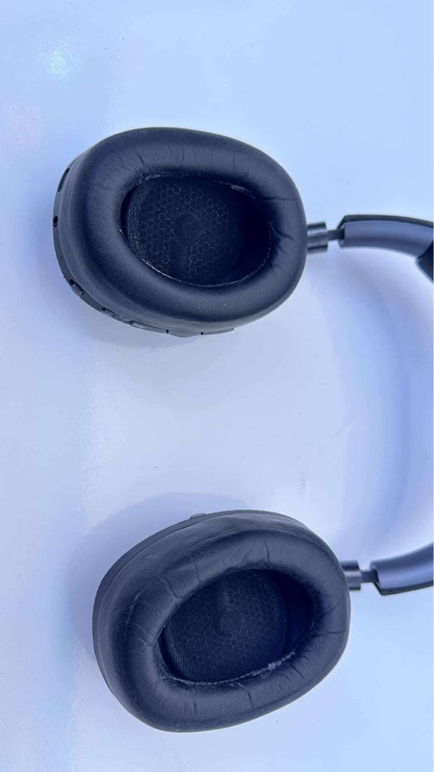 Bowers & Wilkins PX ワイヤレスヘッドホン