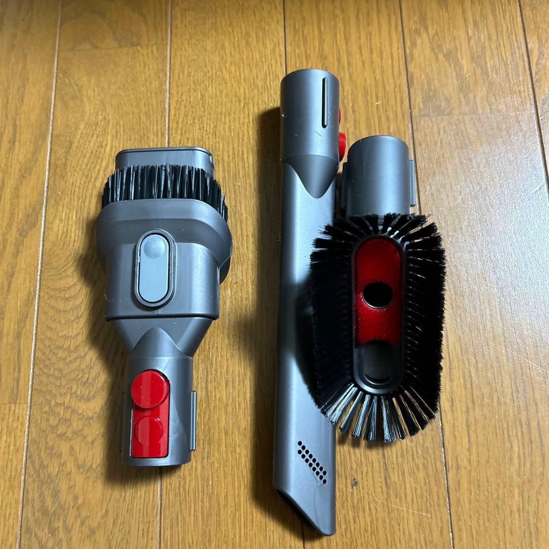 新品　Dyson cyclone ヘッドセット、　ミニヘッド他多数付き