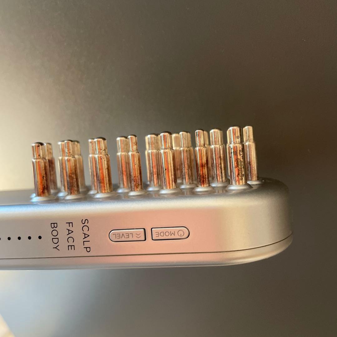 SALONIA EMS LIFT BRUSH 美顔器