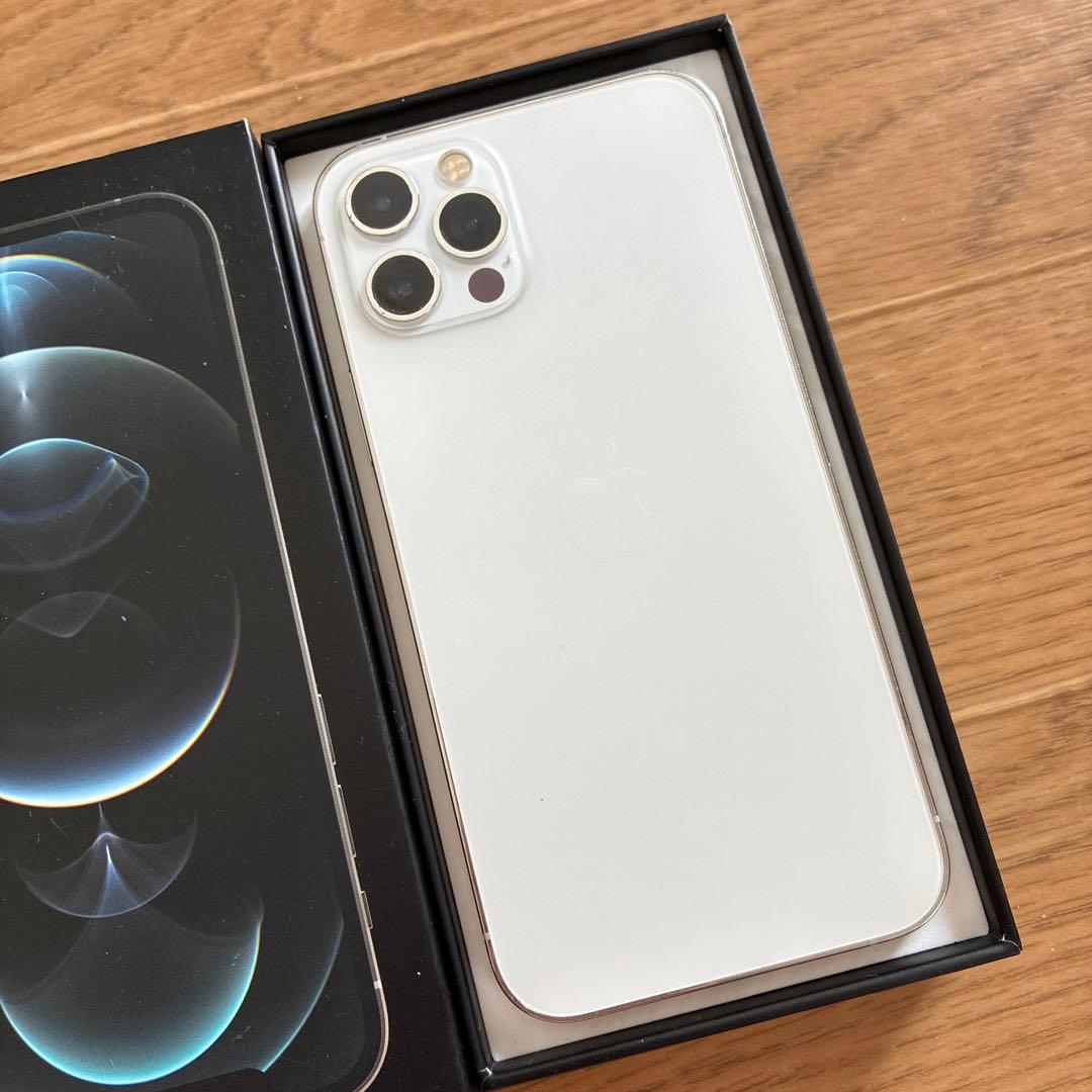 Apple iPhone 12pro 256GB バッテリー76%