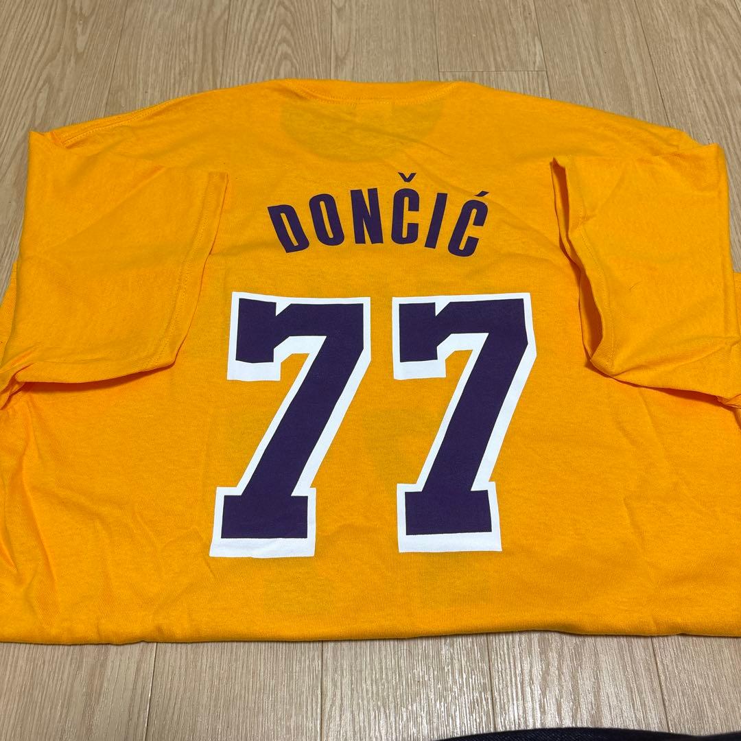 【SALE】LAKERS ルカ ドンチッチ 限定非売品Tシャツ(未使用)