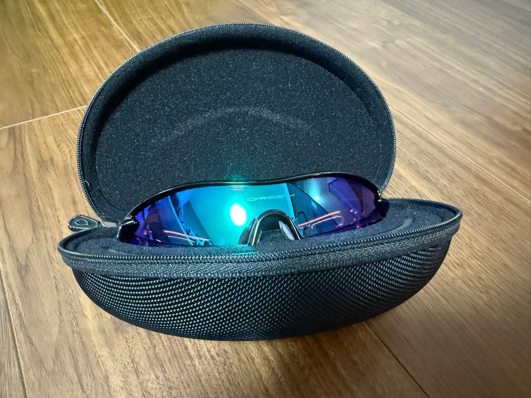 Oakley Radar サングラス ケース付き