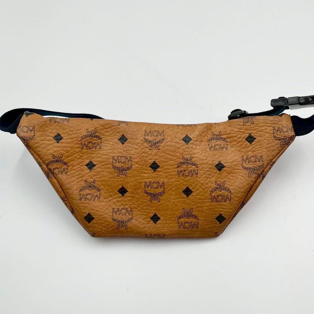 良品　エムシーエム　ヴィセトス　レザー　ウエストポーチ　ブラウン系