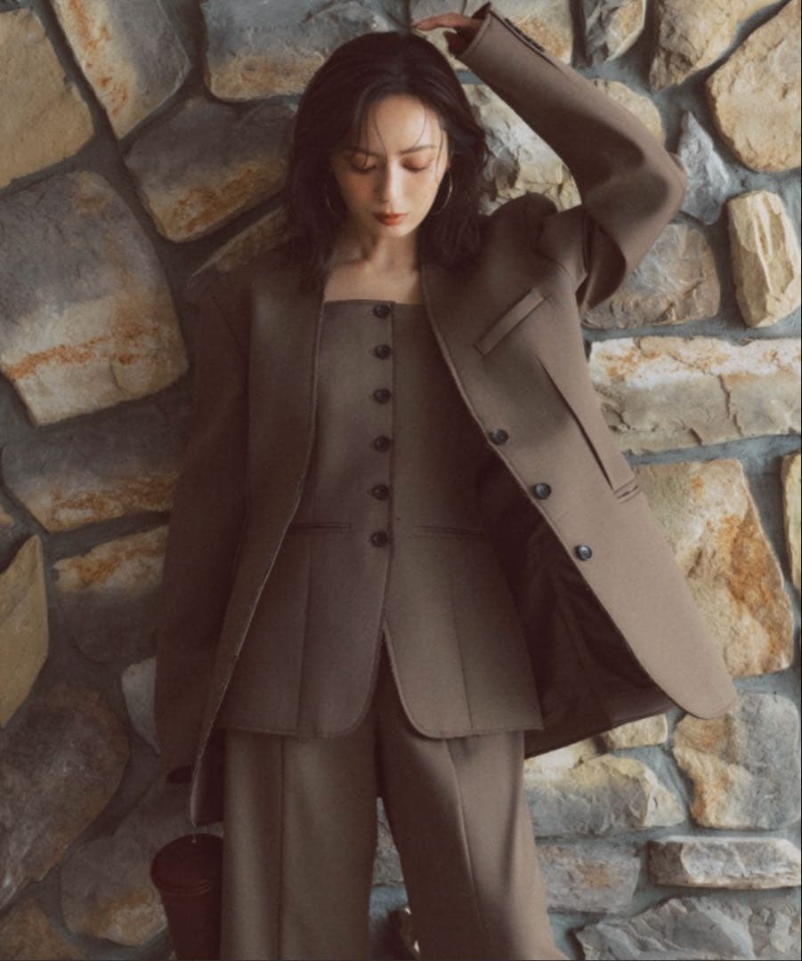 anuans ボンディングフォルムノーカラージャケット 新品 タグ付き