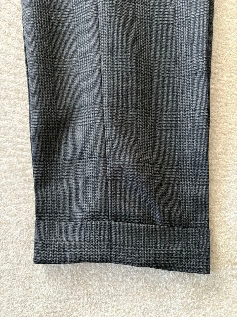サルトリア　ソリート　スーツ　ミディアムグレー　グレンチェック　４４　シャロン