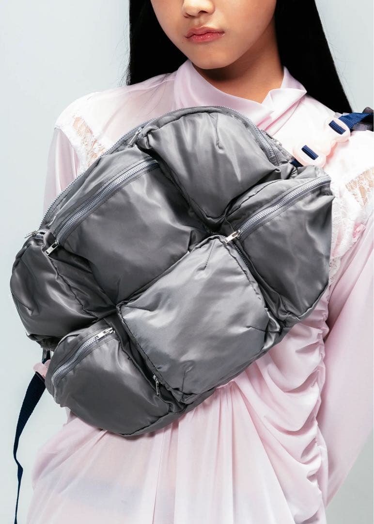 バッグ mikiosakabe 7 POCKETS BAG DARK