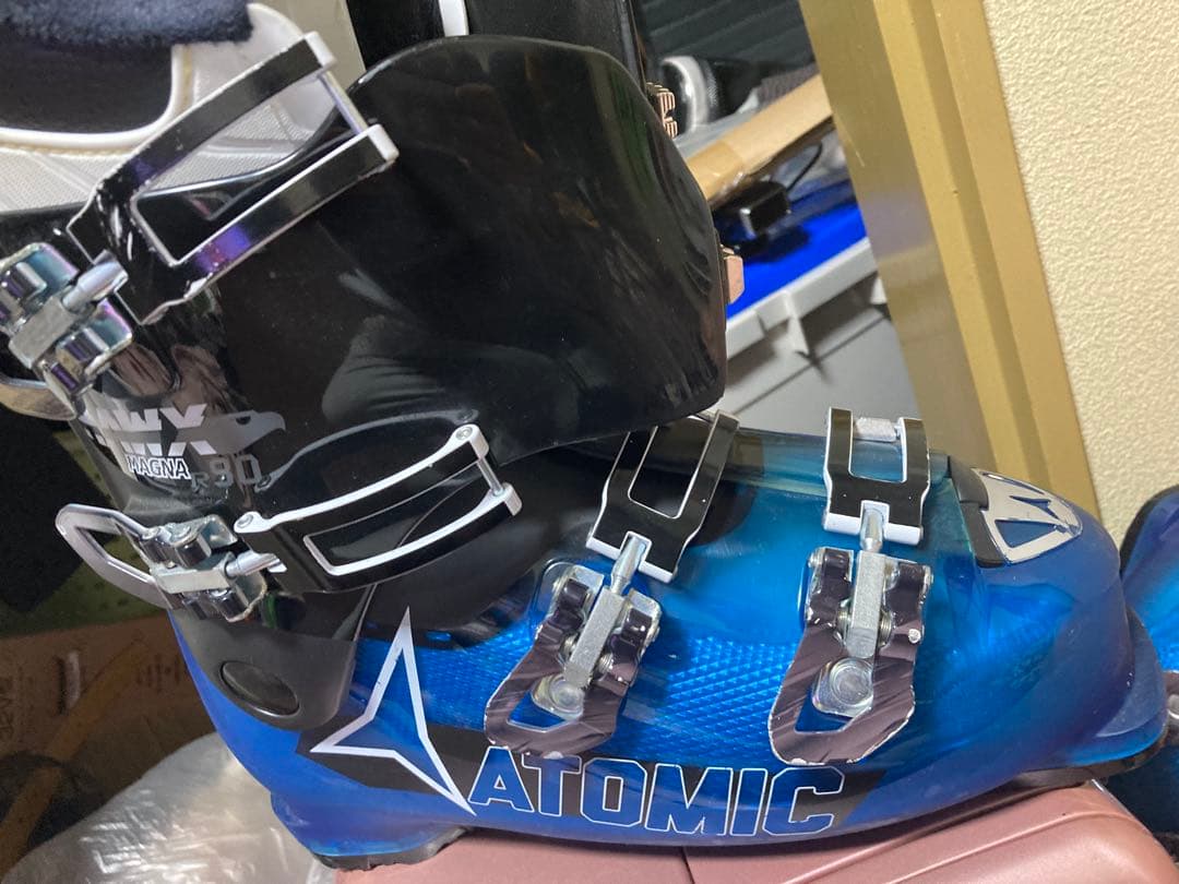 スキー靴.ショートスキーセット 、ゴーグルとハードケース