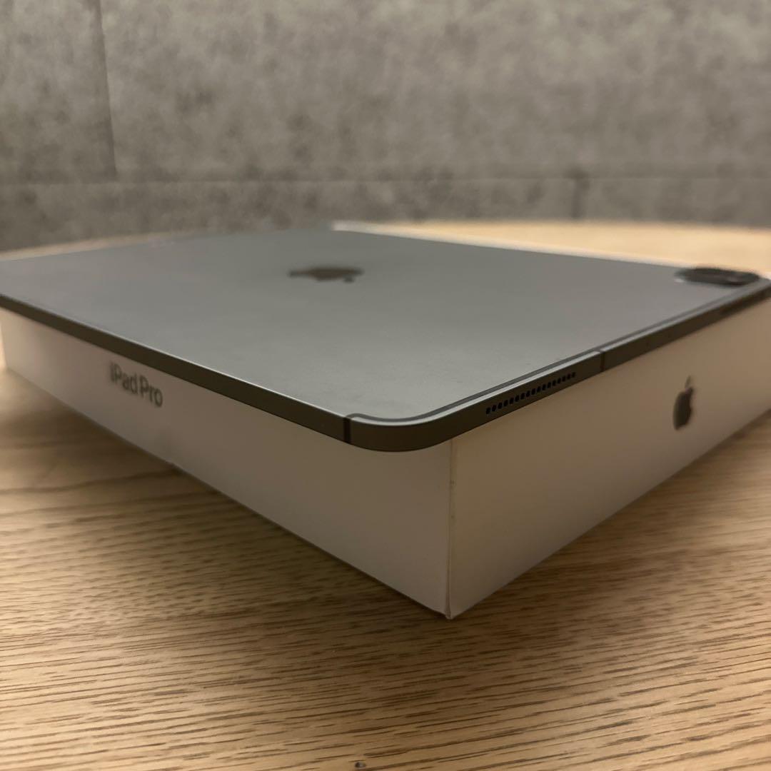 iPad Pro 第4世代 12.9inch Wi-Fi + Cellular