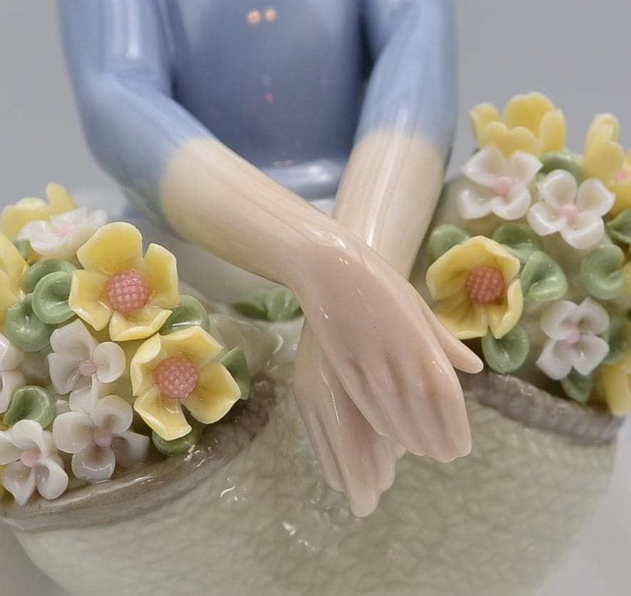 ５月の花　＃5467　No.2　★リヤドロ　ポーセリン　ヴィンテージ　光沢仕上げ