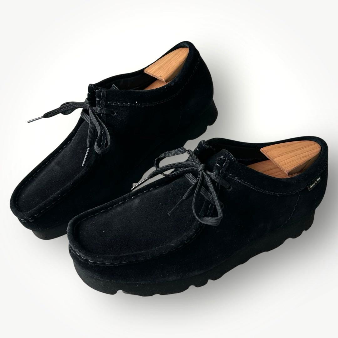 ほぼ新品　クラークス　ワラビー (25.5) ゴアテックス　スエード　ビブラム