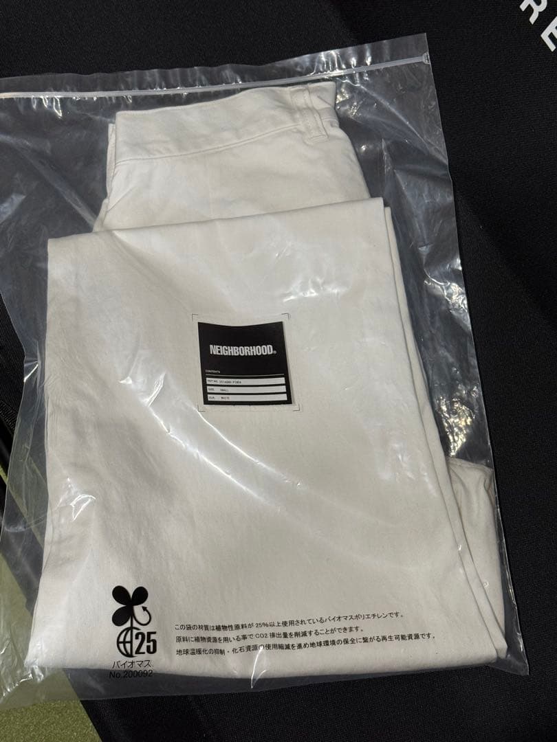 NEIGHBORHOODチノパン白 BLACK &WHITEシリーズsizeS