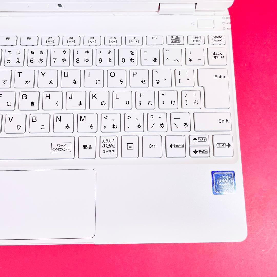 バッテリー良好❣️小型軽量✨️薄型ノートパソコン✨️可愛い白✨️サクサク動くSSDカメラ