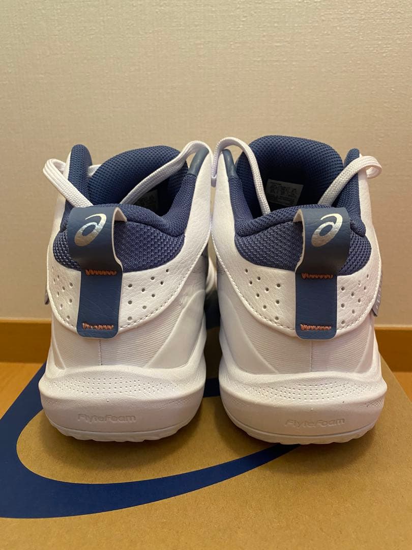 asics バスケットボールシューズ　ゲルフープV17 ホワイト　デニムブルー