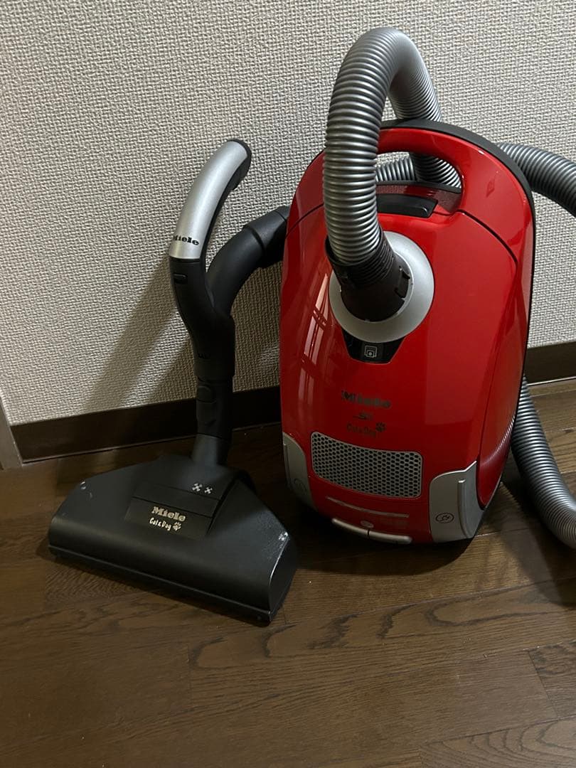 ミーレ　Miele　掃除機　S4562　Cat&Dog　キャット&ドッグ　レッド