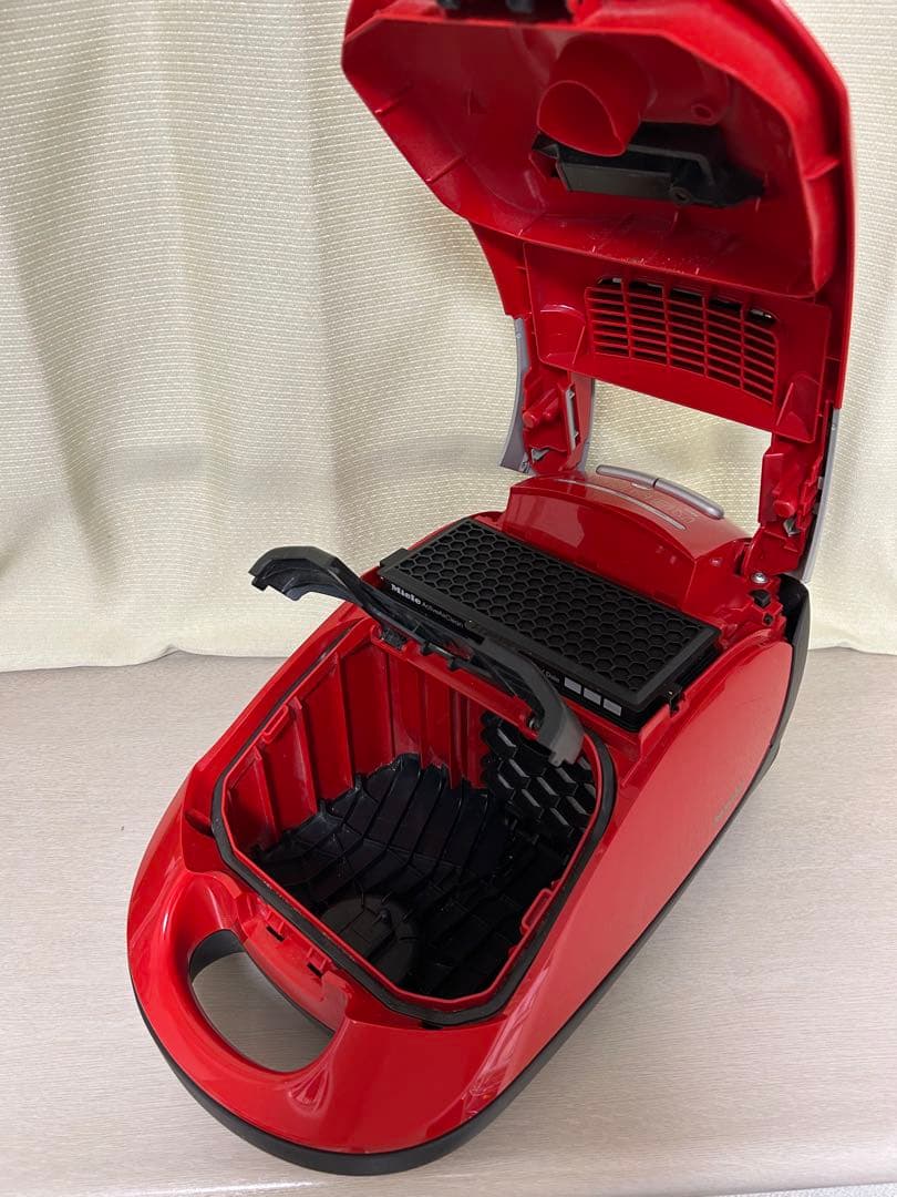 ミーレ　Miele　掃除機　S4562　Cat&Dog　キャット&ドッグ　レッド