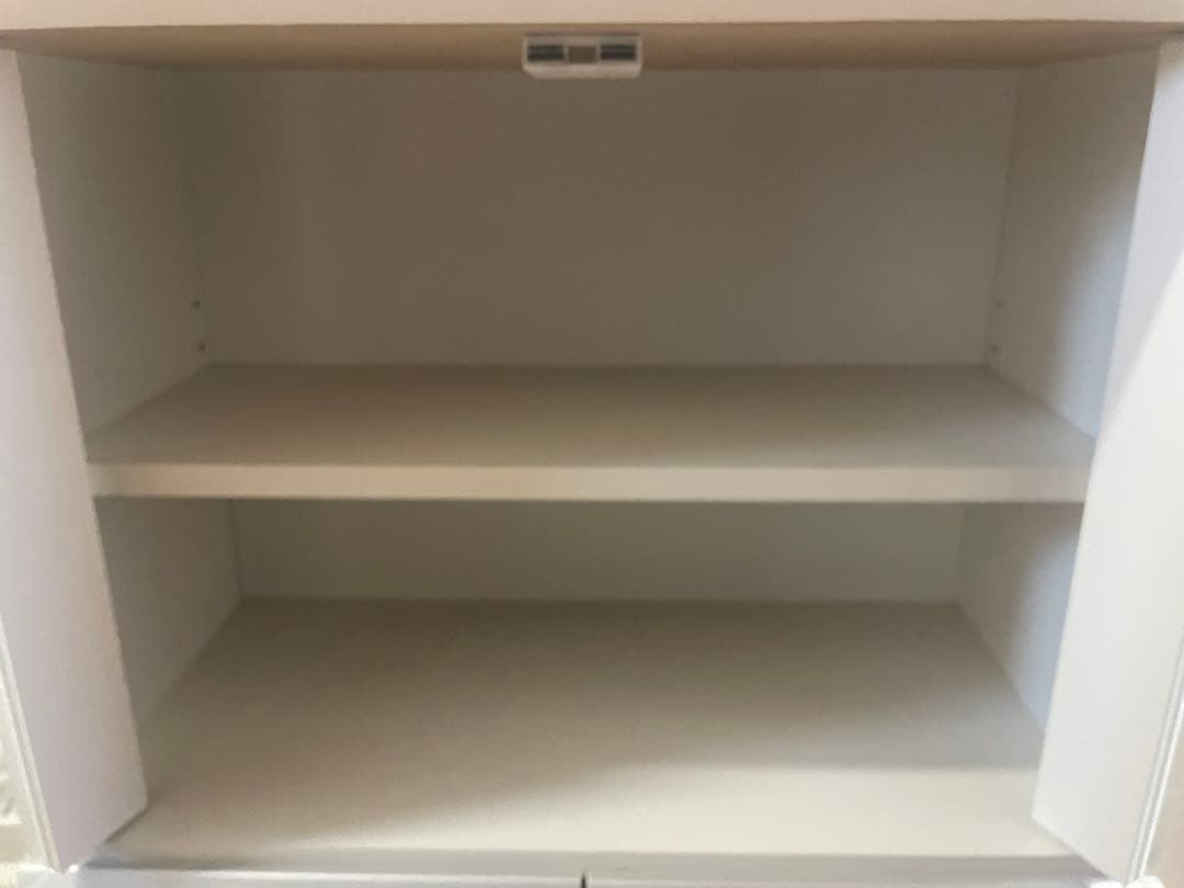 【再掲】シンプル可愛い♡⃛食器棚