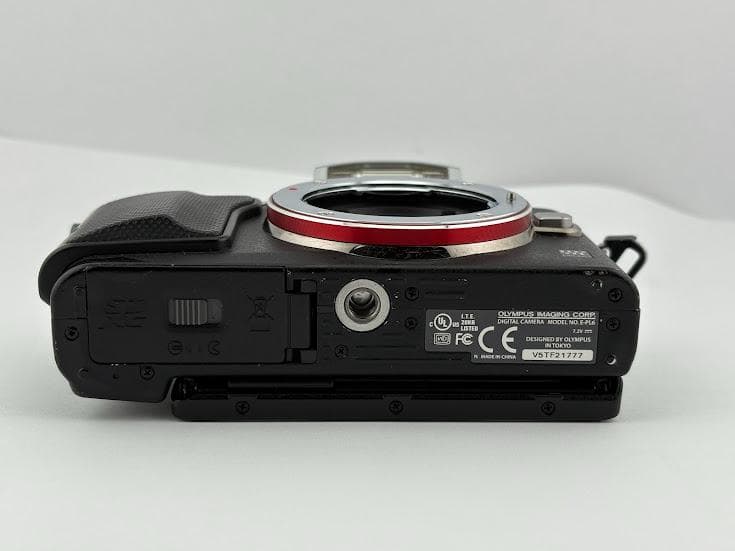 ★美品★ オリンパス OLYMPUS PEN LITE E-PL6 レンズキット