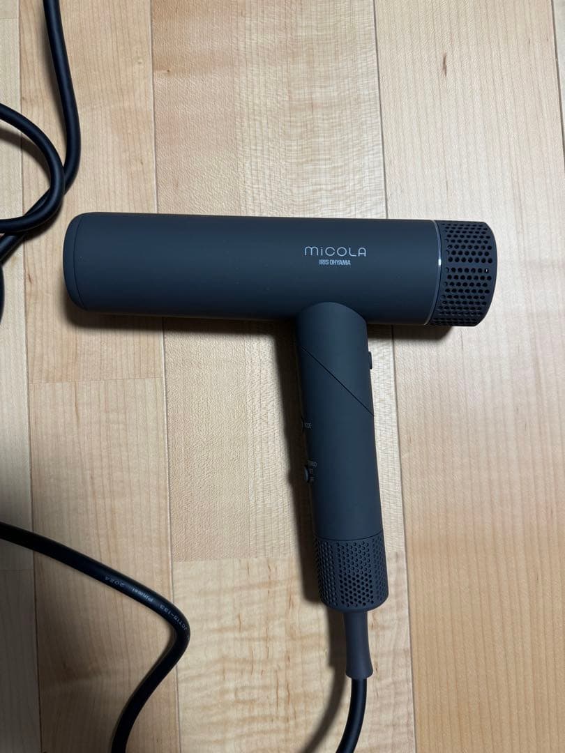 miCOLA ION HAIR DRYER グレー