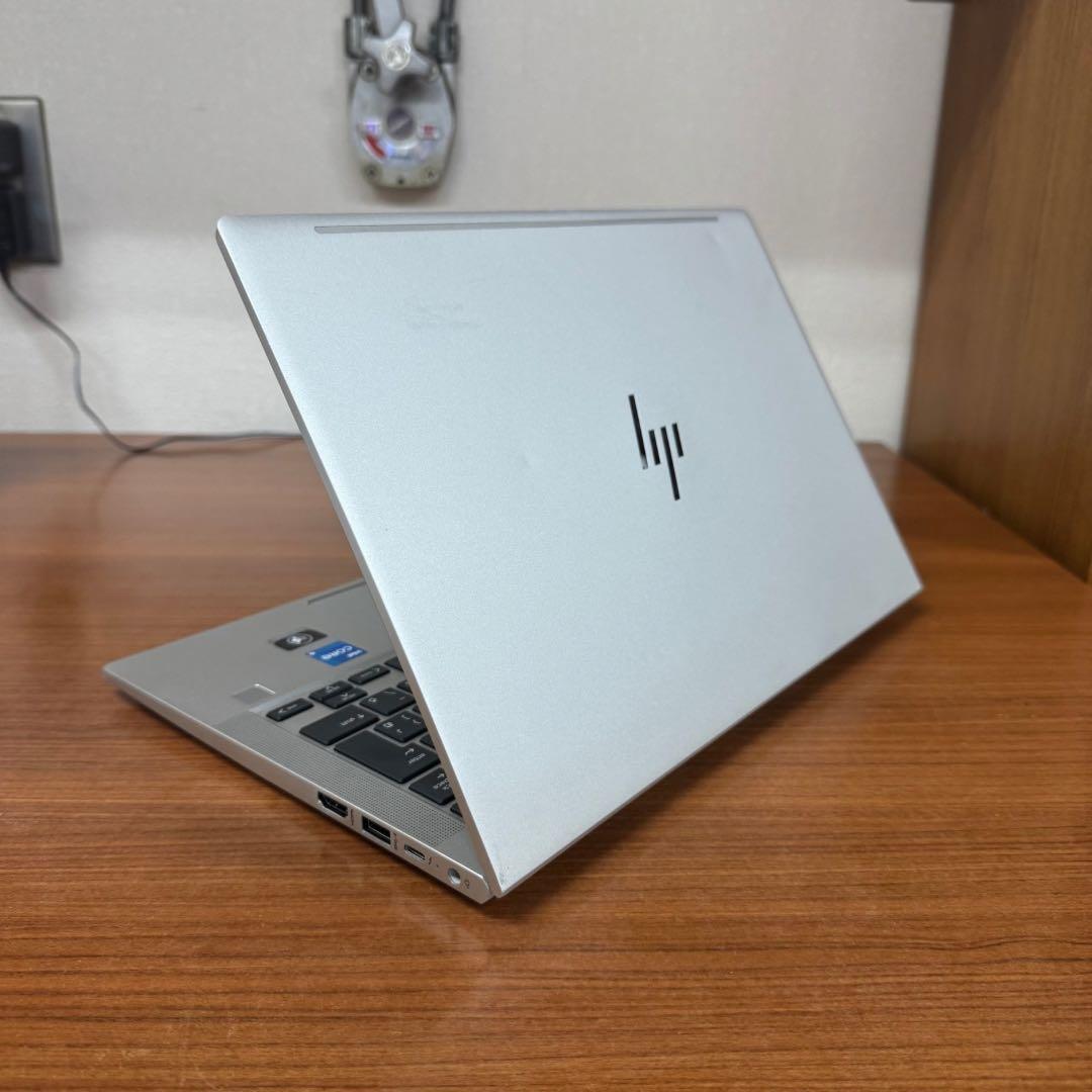 HP Elitebook 630 G9 ノートPC