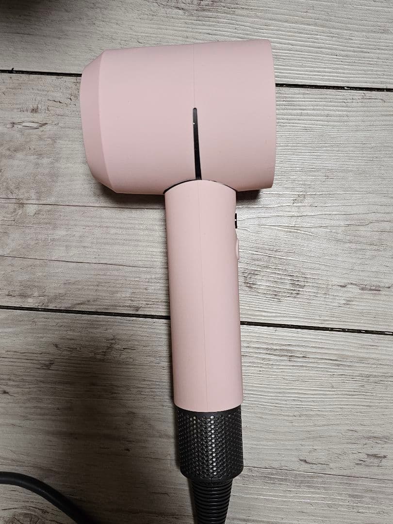 数量限定　新品シリコンカバー付　ダイソン　メンテナンス済　Dyson hd08