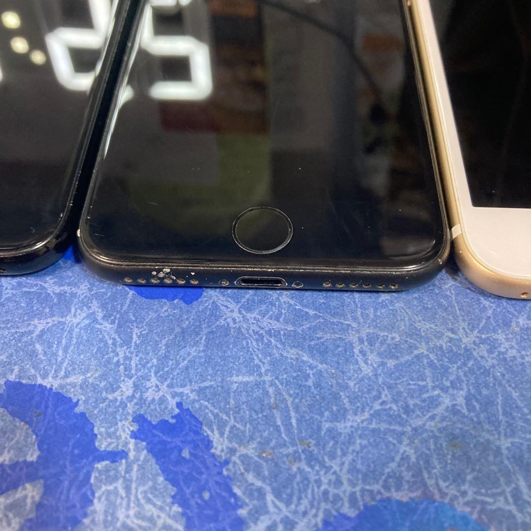 3台セット⭐︎iPhone7⭐︎SIMフリー⭐︎ 128GB 1台と32GB 2台