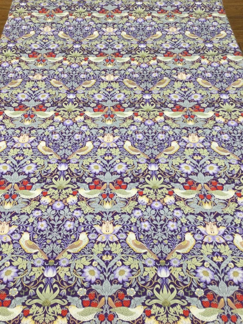 ウイリアムモリス　V&A　いちご泥棒　掛けふとんカバー　No.１０７　ブルー系