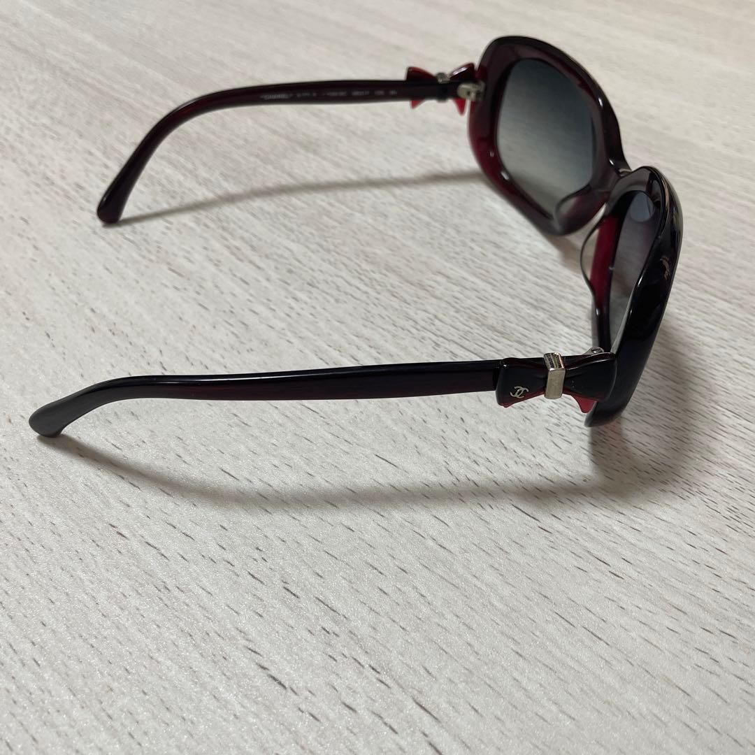 CHANEL サイド リボン モチーフ ココマーク ロゴ サングラス ボルドー