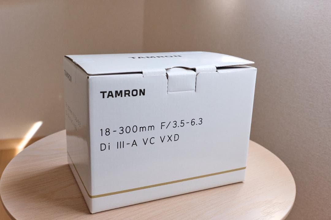 タムロン　18-300mm F3.5-6.3 Di III-A VC VXD