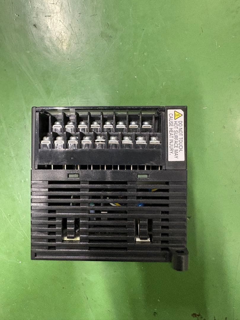 オムロン OMRON CP1L-L14DR-A